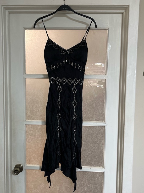 Sue Wong Dresses & Skirts - Y2k 100% silk Sue Wong Black Beaded Asymmetrical Slip Dress